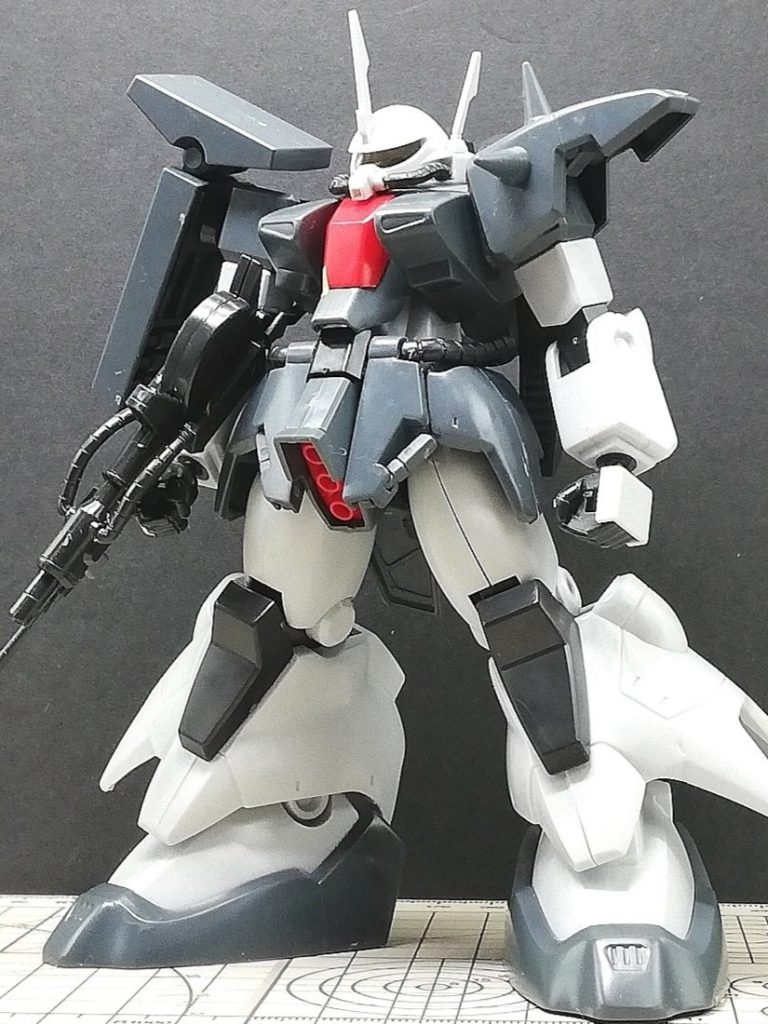 バチ組。アタマが大きいのはまあ間違いない。