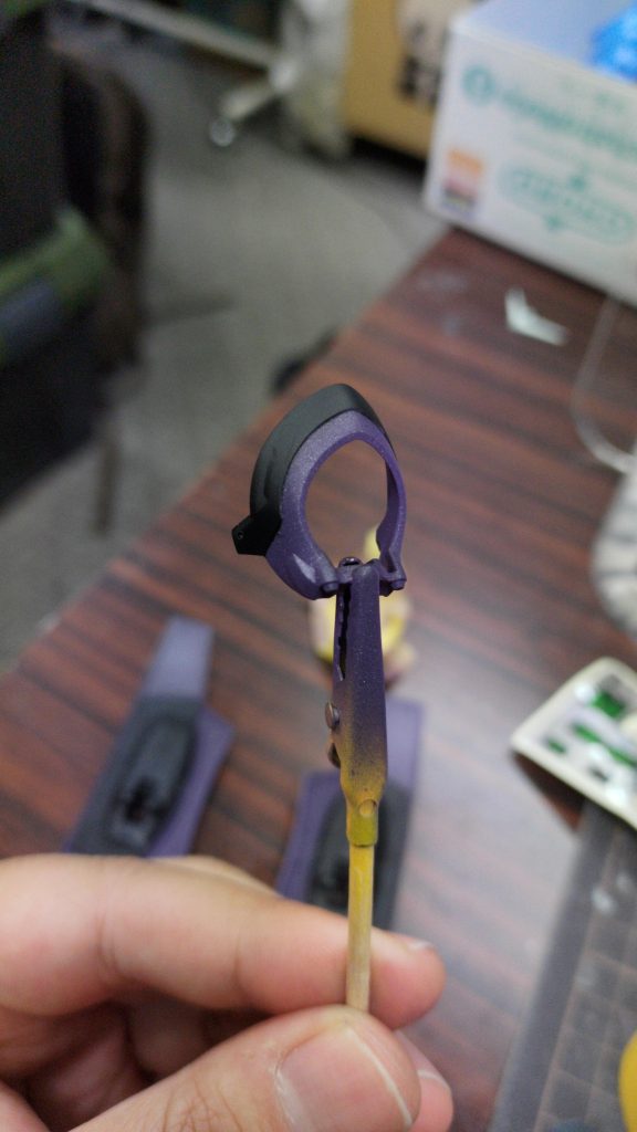 人生で初めてマスキングでヘッドパーツを塗り分けました!