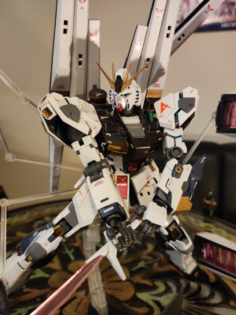 サザビーとの斬り合う時の有名シーン。覚悟を、シャア!!