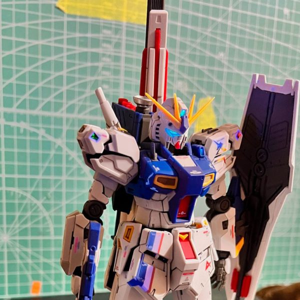 RG RX-93FF νガンダム (福岡νガンダム).