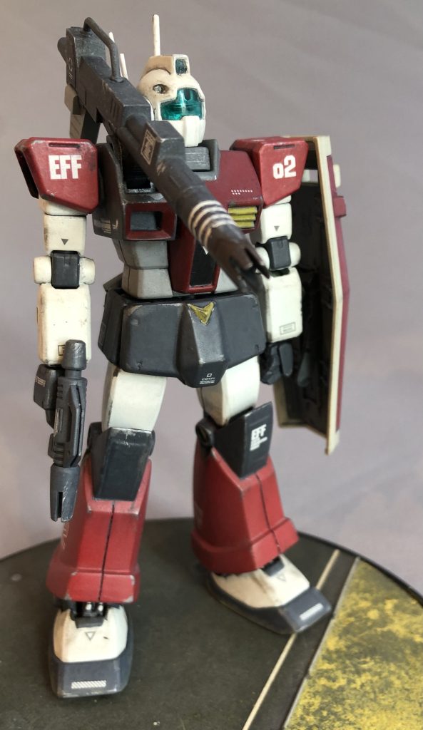 リペアに際し、カラーリングは改めてノーマルタイプに変更しました。制作ストーリーにおいてロートルさんにもご指摘いただいていますがやっぱりジムキャノンはこのカラーリングがカッコいいですね！