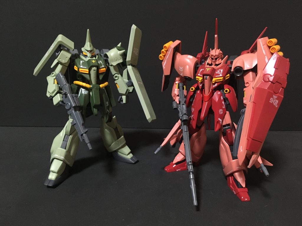 新生ネオジオン軍 バウの2ショットです。シャア専用リバウ https://gumpla.jp/hg/1197604バウ後期量産型 https://gumpla.jp/hg/1270951ご覧いただきありがとうございました。気に入っていただけたら いいね👍をよろしくお願いいたします。
