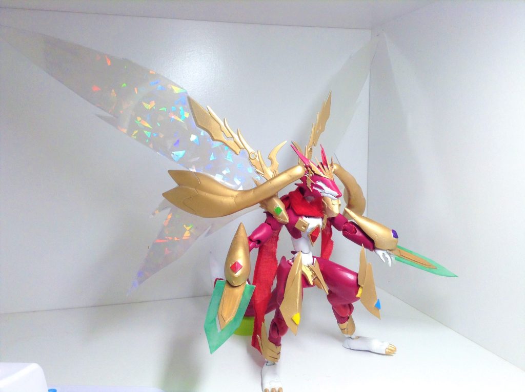 百均のホログラムシールで作ってみた U・エナジー発動時の翼光の当たり方が悪いとまんま透明なので撮るのが難しい!