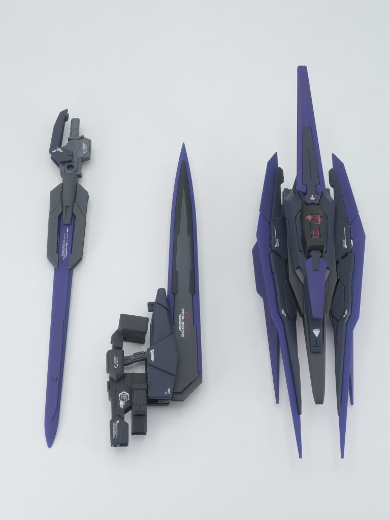 武器類のみ撮影。デカールはまだまだ工夫が必要です。