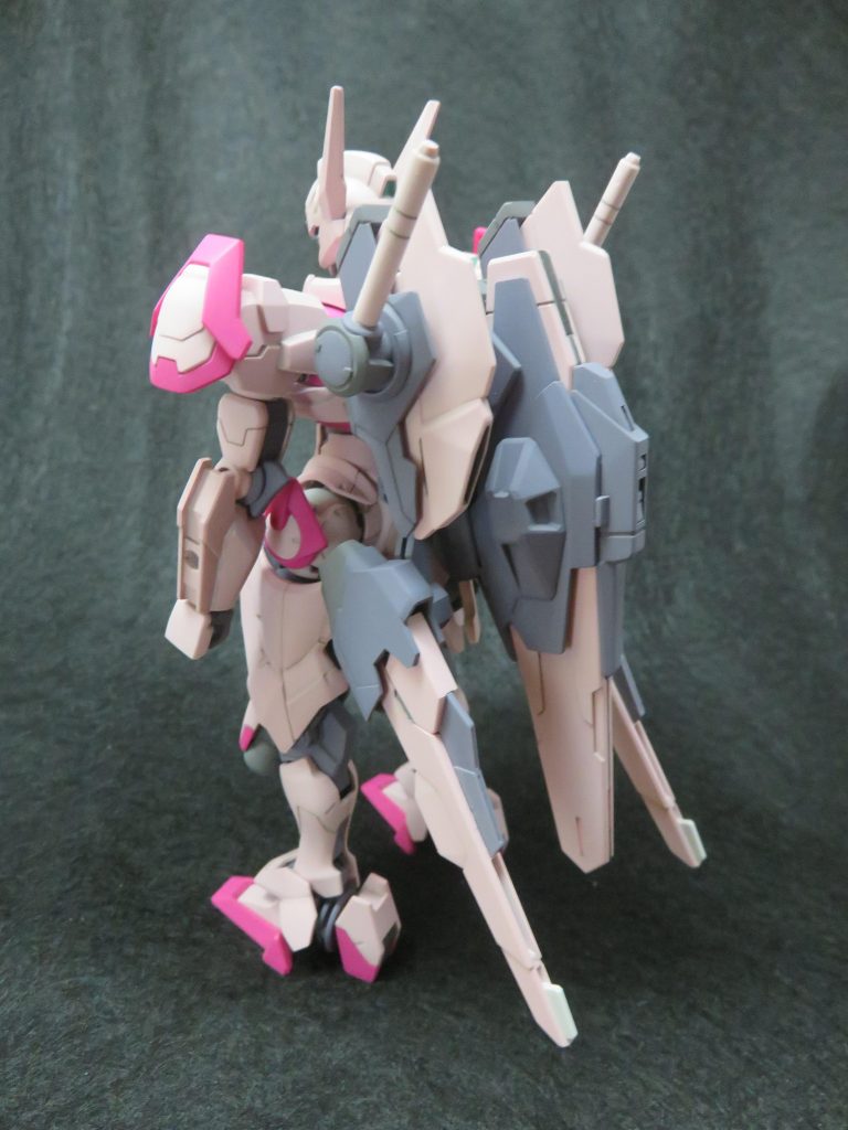 <ルブリスパック装備:後>