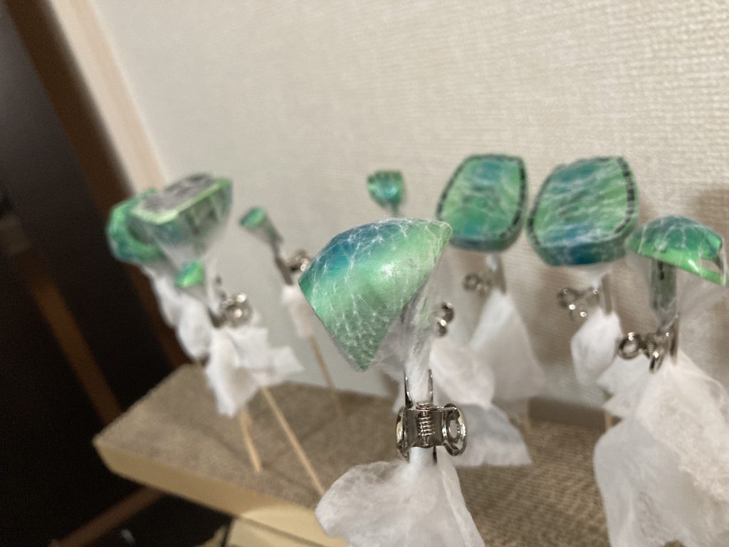 詳しい工程はこちらで説明しています。YouTubeに動画も上げていますのでどうぞ。https://youtu.be/JDk8jKhqsLA