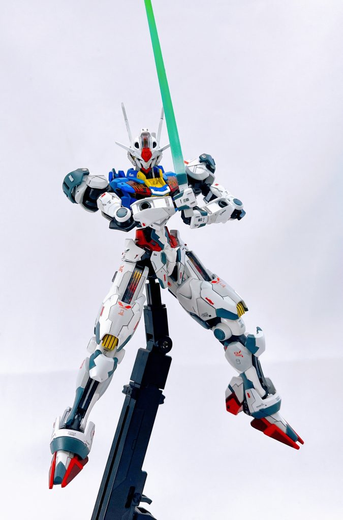 ビームエフェクトは劇中に寄せ、蛍光グリーンで塗装してあります。