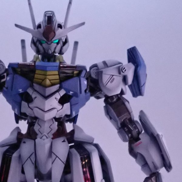 ガンダムエアリアル　グラデ塗装