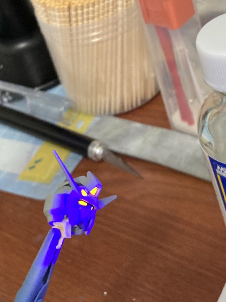 最大発光、顔がわかんないよ