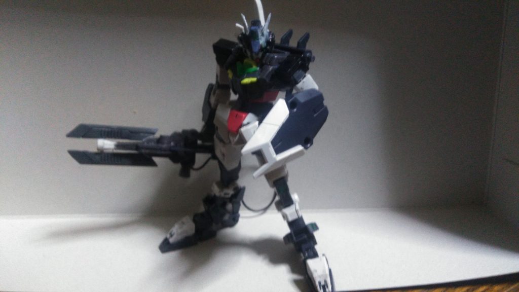 そしてガンダムアノマリーもうひとつの形態「ガンダムアノマリー ブレイクフォルム」です!!脚部及び一部パーツの変形により、地上戦および近接戦用に!!!