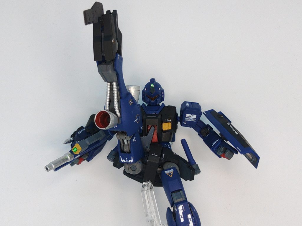 新型の脚部フレームは可動域が従来の物より広くなっており、踵落とし等今までに無い動作が可能になっている。
