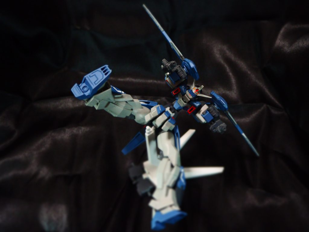 急制動+変形+変形の隙を消すためのドッズライフルによる射撃