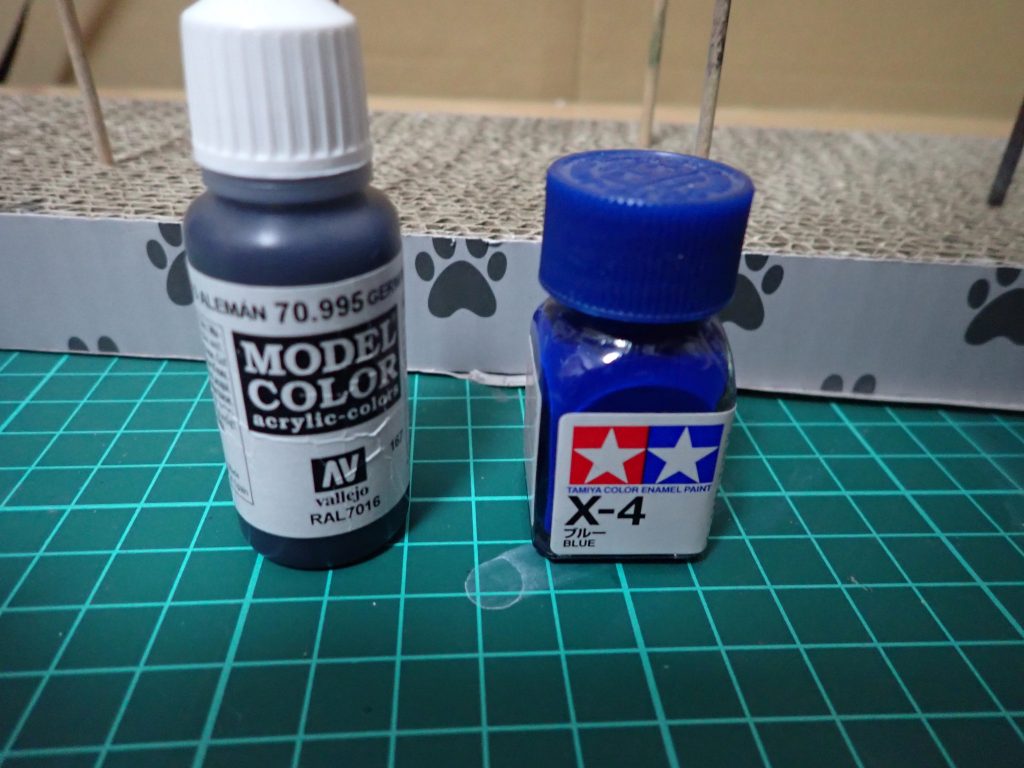 部分塗装はこれを使用しました。