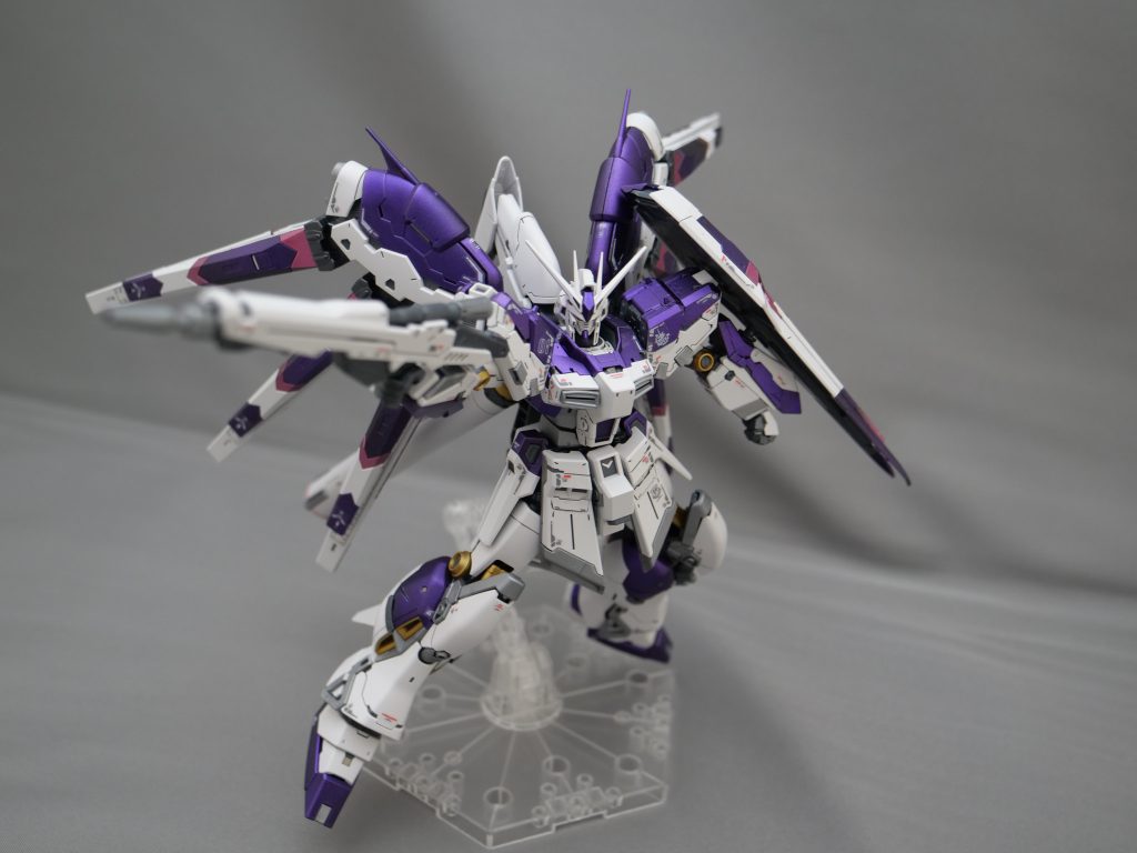 RG Hi-νガンダム–4枚目/制作者：crocoshow