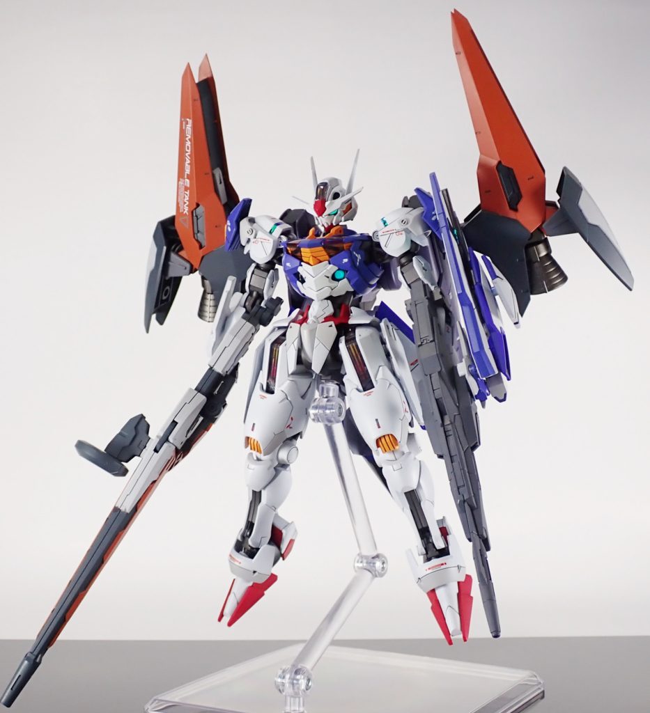 ミサイルポッドを外してブースターの位置変更