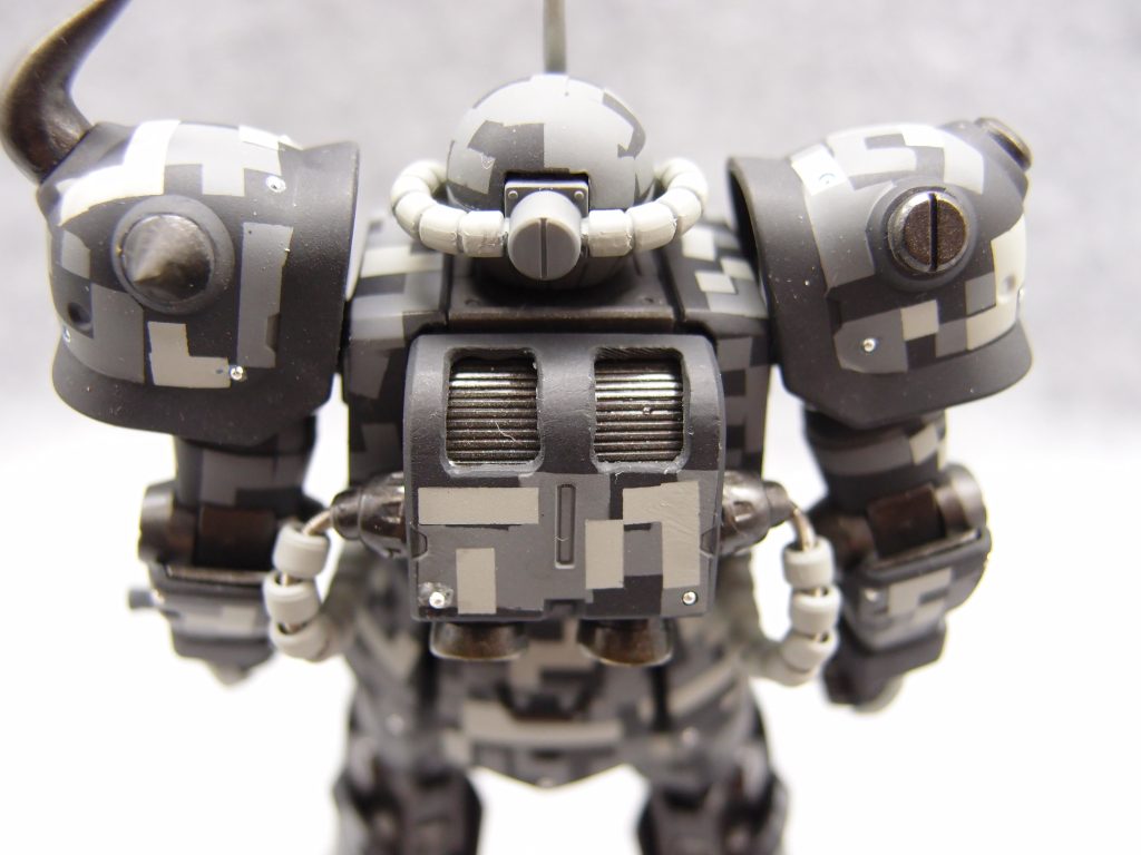 ランドセルの上面のスリットは開口して別パーツ化しています。