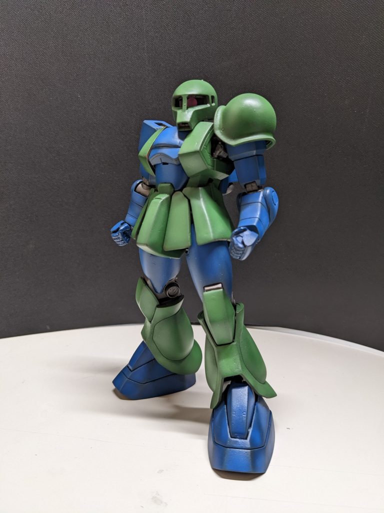 2022年春頃からガンプラ復活。20年前から屋根裏で待機してた旧ザクを作成しました。