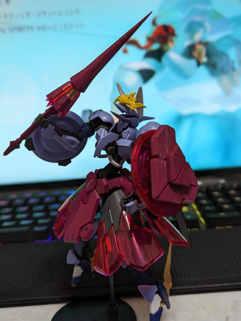 考案中・・・スカートの違和感が凄いな・・・と思っています。