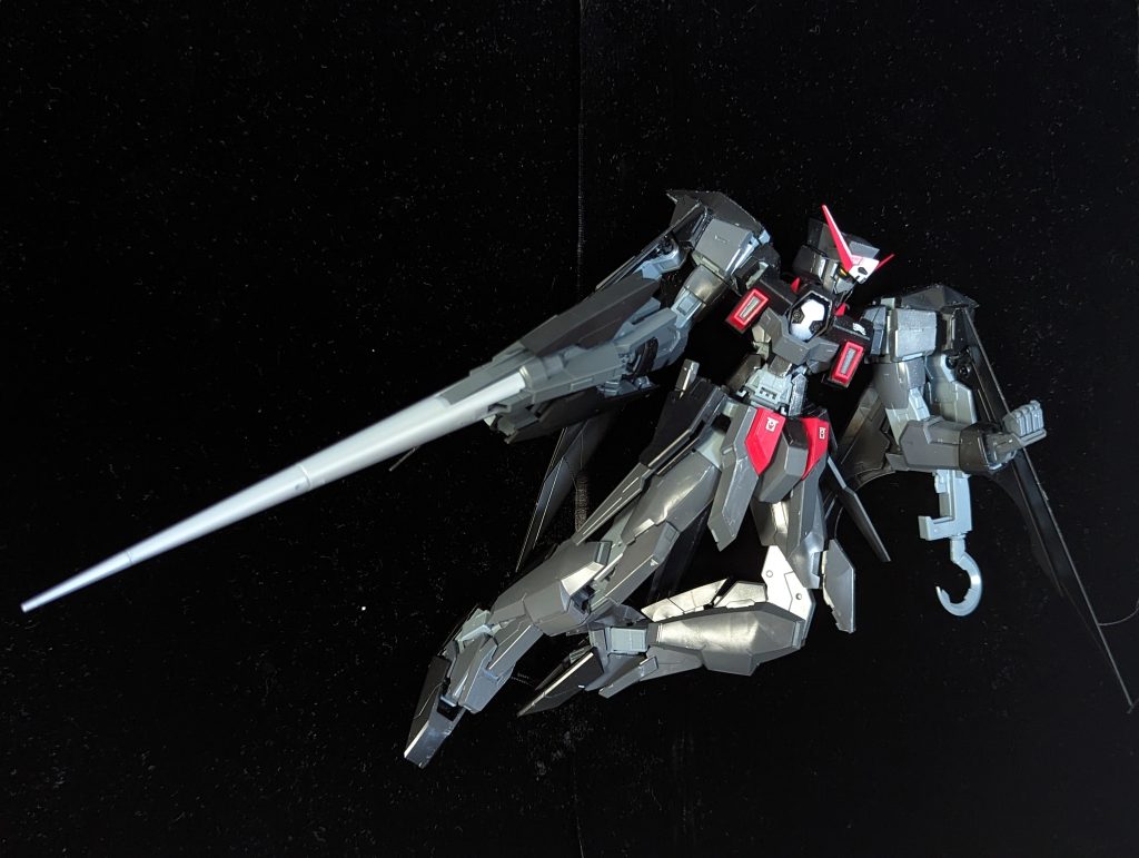 プロポーション、可動は申し分ありません。可変キットだからかポロリしやすいですが。今回は表面処理をしていませんが、このキットに関してはしたほうがよいと思いました。変に反射する。