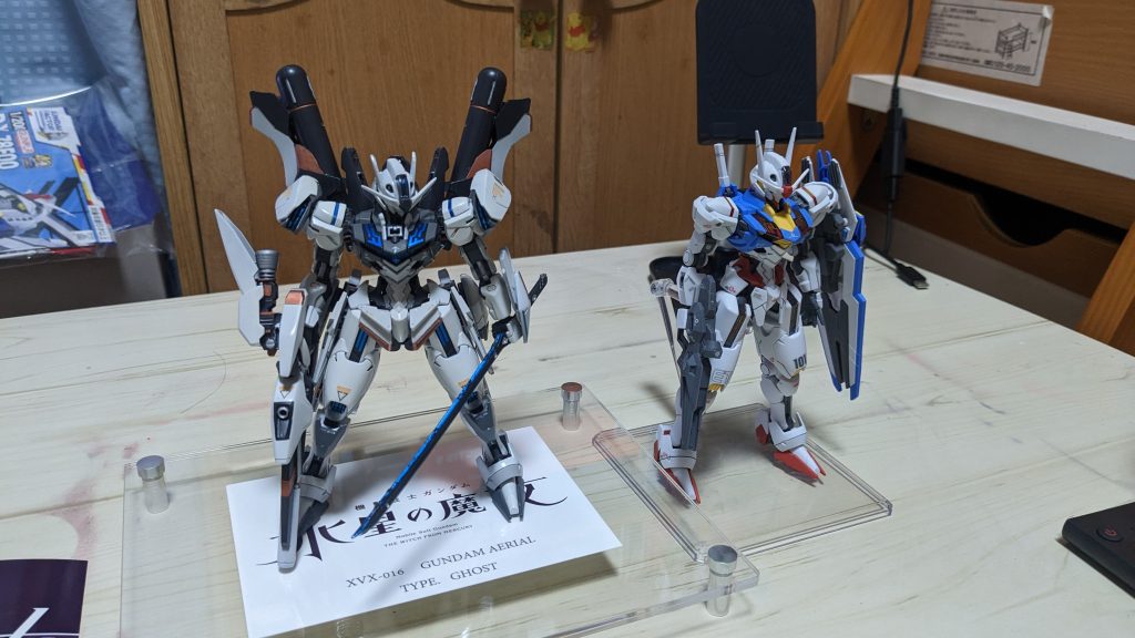 素のエアリアルとの比較です。こう見ると結構変わりましたね。カッコよくなってくれてとても嬉しいです。