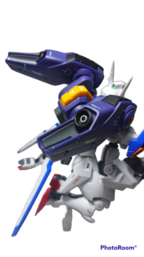 バーニア、オレンジにするべきでした。