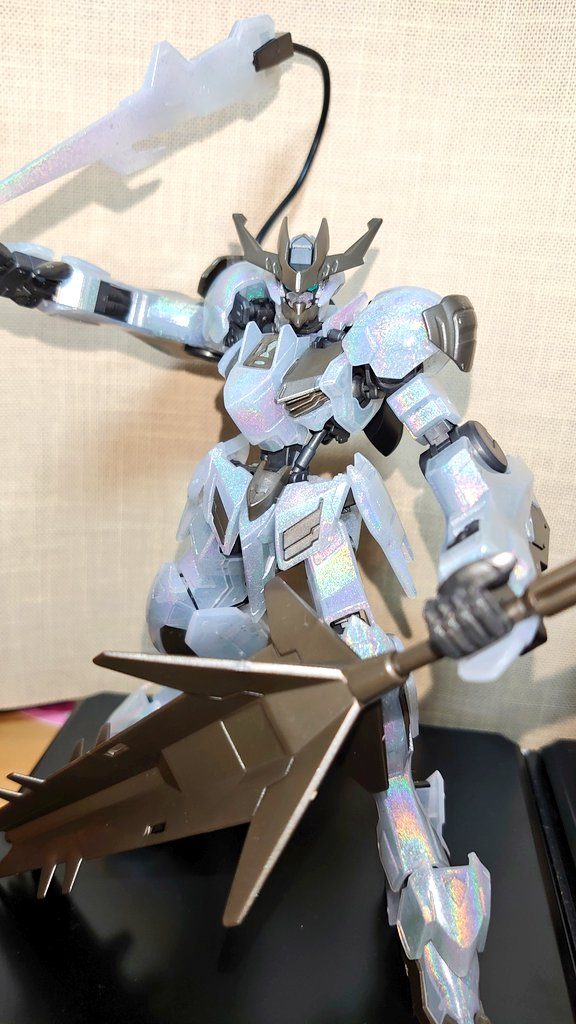 今回も目以外の部分はシールを使わずに仕上げました。