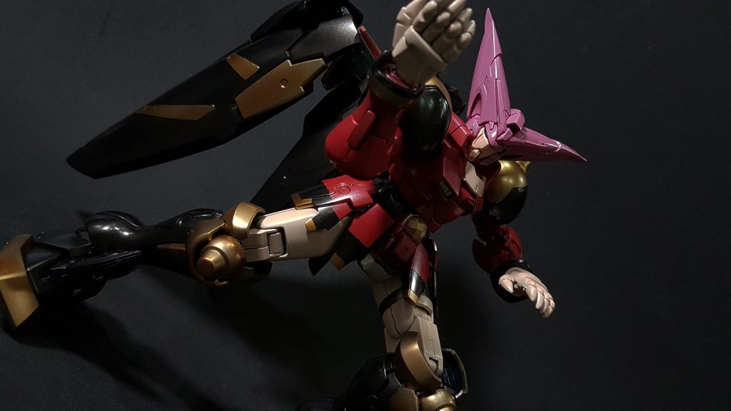 鐘蘭珠 マスターガンダム–2枚目/制作者：MF