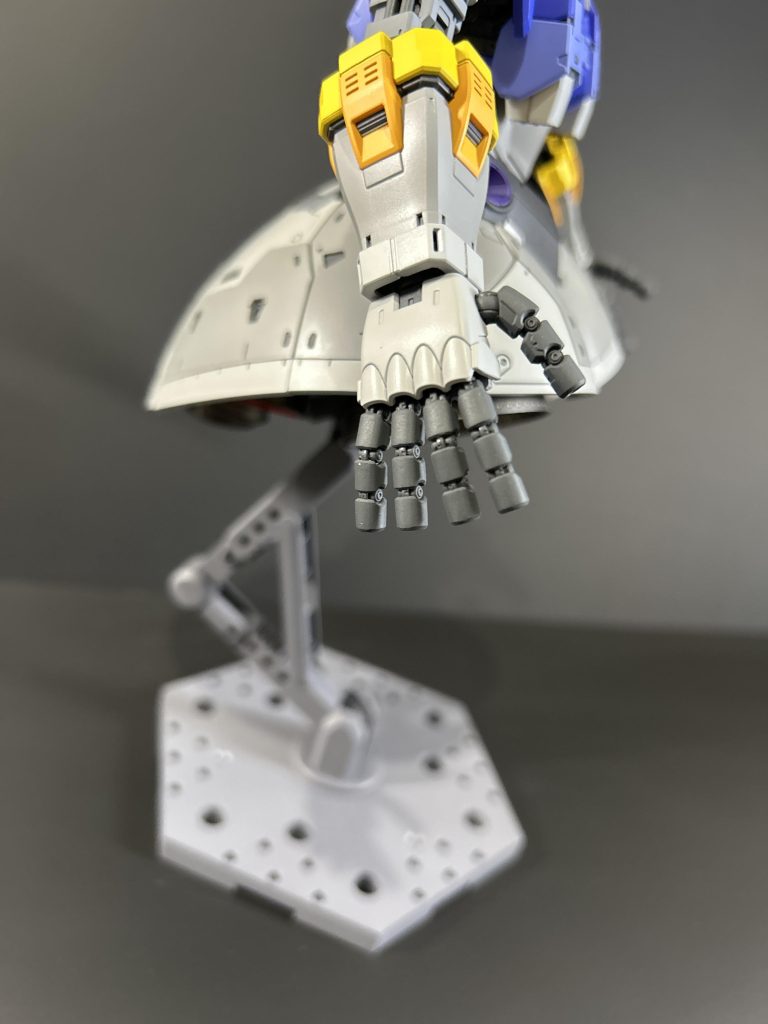 マニュピレイターは塗り分けせずにあえて全面同一色塗装使用塗料gaianotes メカサフ SH