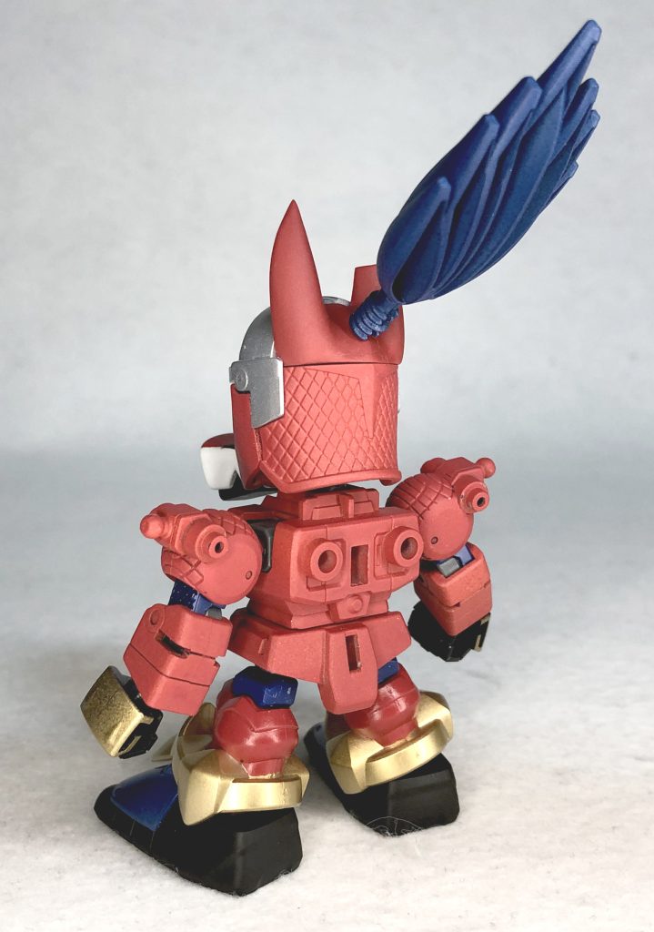 バックショット以前製作したザシアンと親和性を持たせたく同じナイト機体「バーサル騎士ガンダム」をベースに使用さらにザマゼンタの姿をMA形態として（後ほど変形します！）MS形態もこのように両立させてみました。