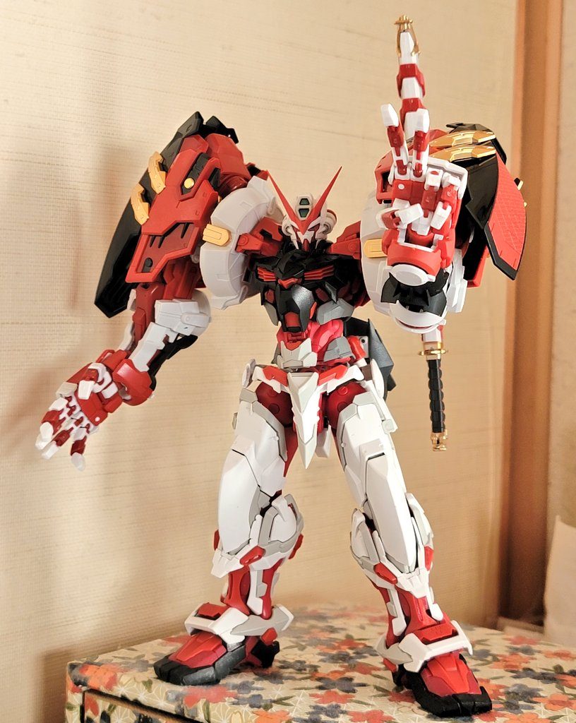 パワードレッド–2枚目/制作者：統覇已叶