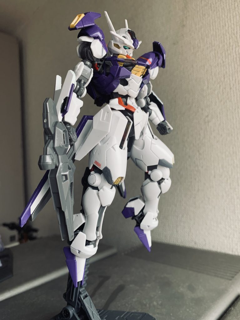 ガンダムエアリアル–2枚目/制作者：弐栞樹