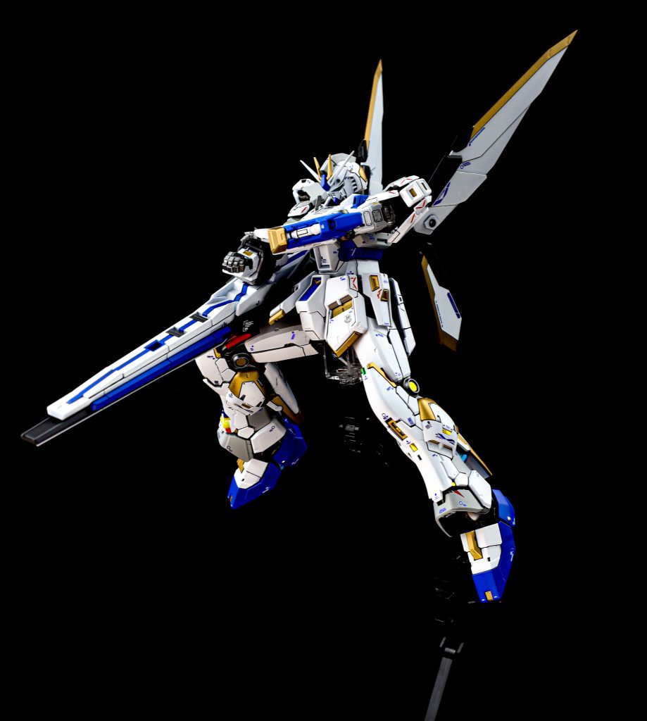 RG 1/144 RX-93ff νガンダムOberon–2枚目/制作者：うに