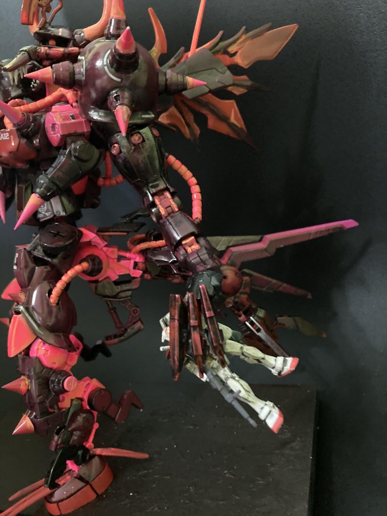 「ドンドットット、ドンドットット!…」あっ!アムロの解放のドラムが聞こえる…