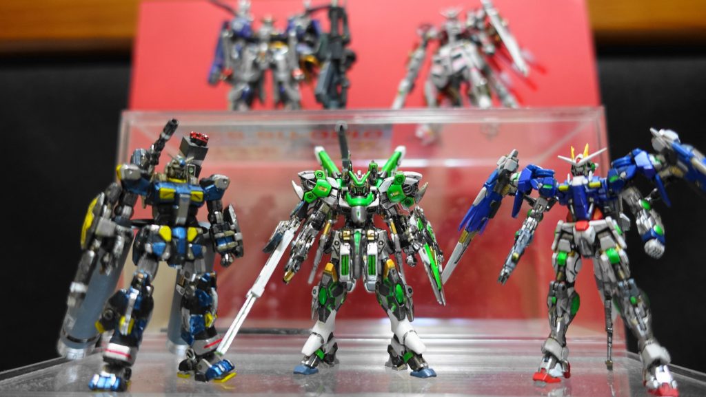 アップできる完成品の準備がなかなかできずにいると、ついついこういう遊びをしたくなってしまいます。スンマセン。