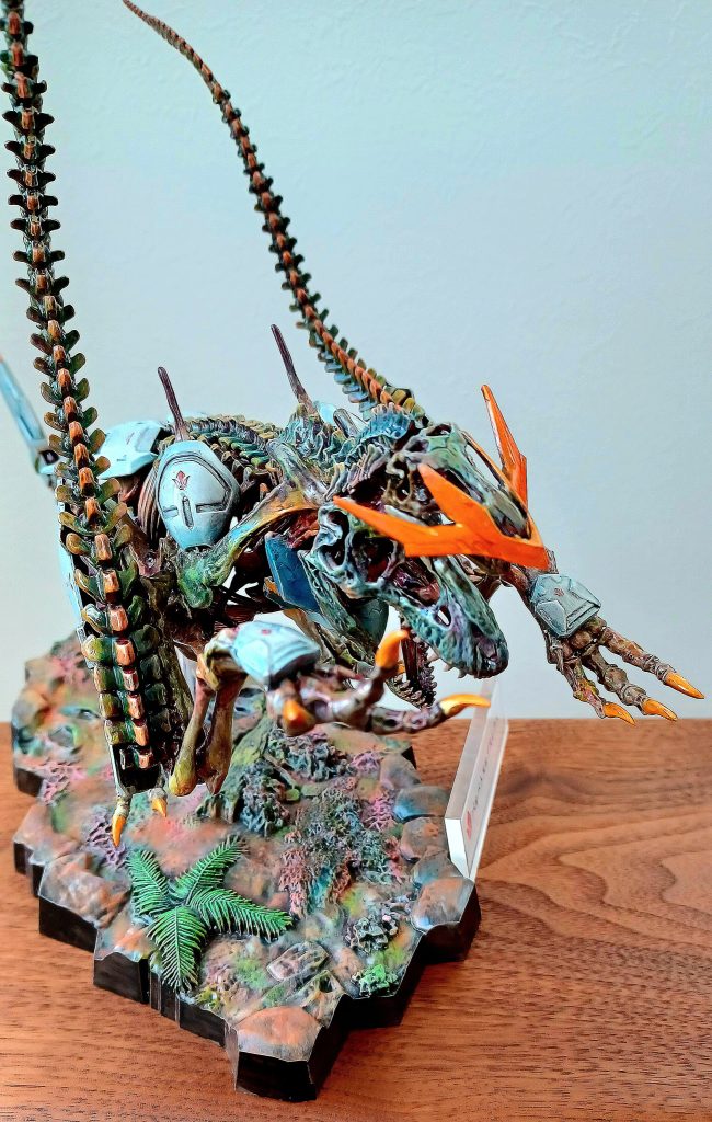 怪獣とロボット外装ということで、ピンとくる方も多いと思いますが、パトレーバーの廃棄物13号も元ネタです。