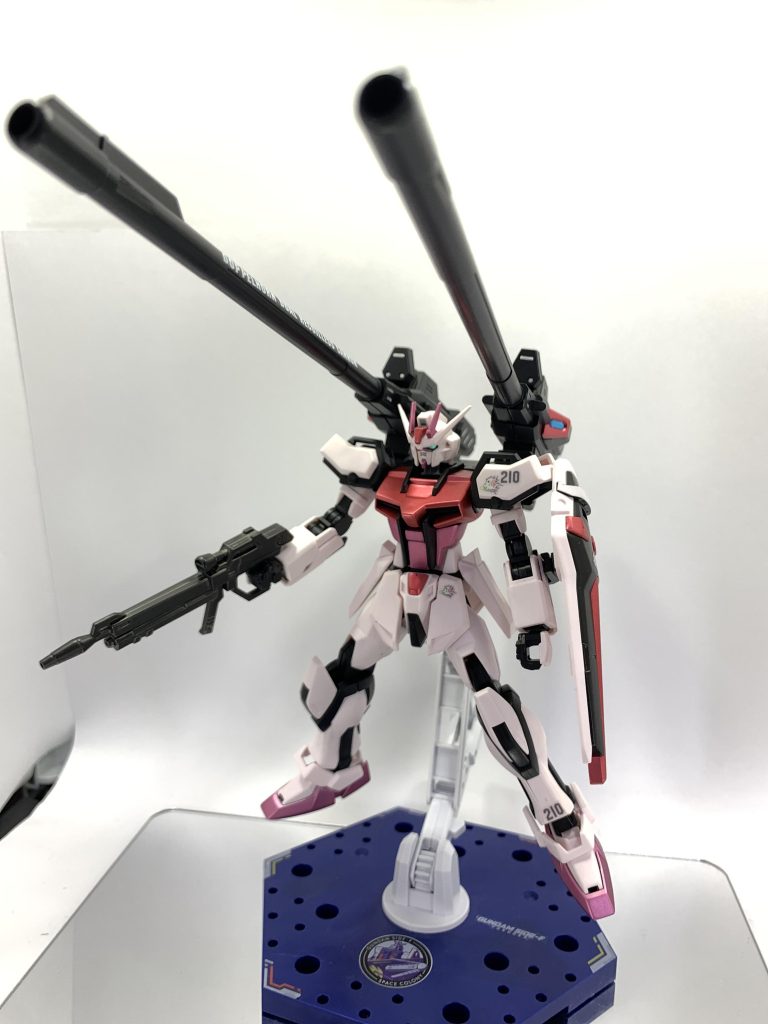 こっちはどことなくオオトリ装備感。