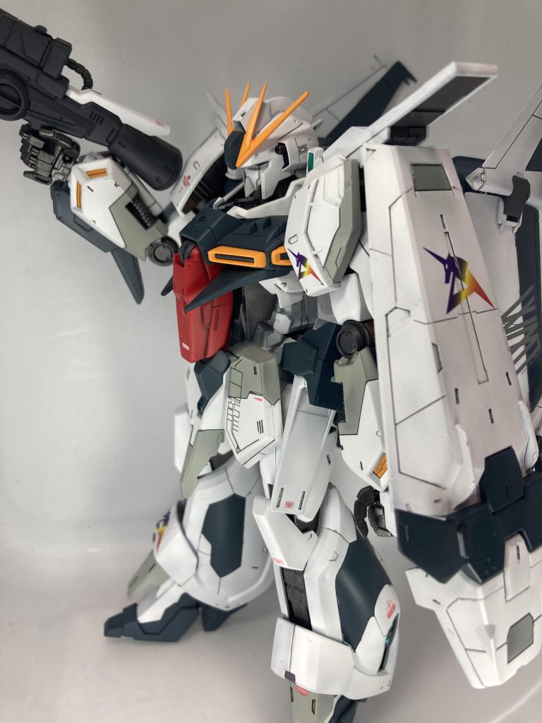 いつも作るνガンダムより福岡νガンダムよりに色を寄せたつもりでしたが写真じゃあまり分かんないです