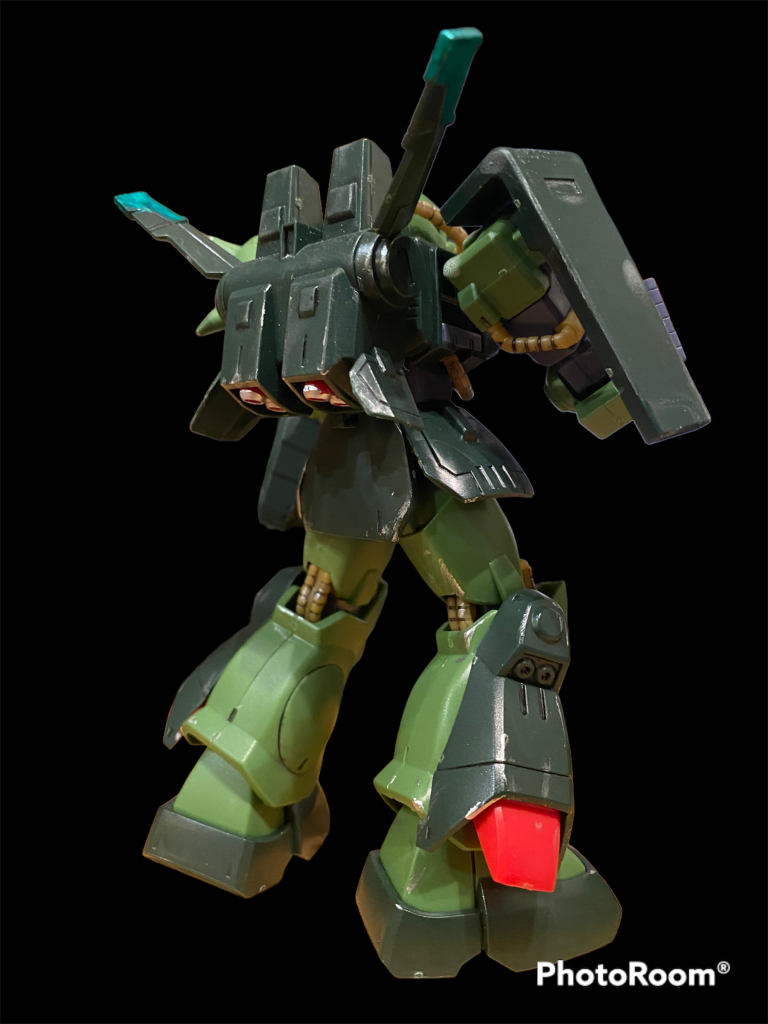 バーニア周りも少し塗装。