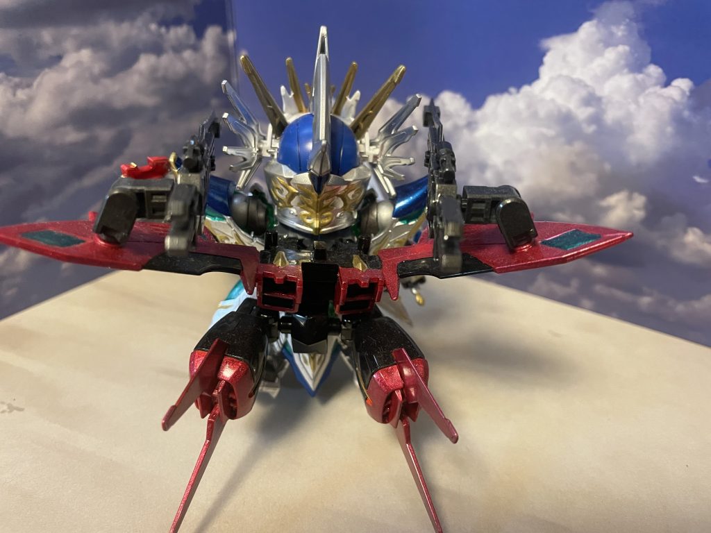 エールはジャンクなパーツとBBストライクガンダムから組み合わせています。