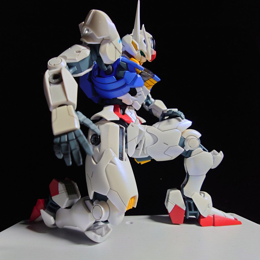 おまけ3。こちらの方がティザービジュアルに近いのだけど、なぜか短足気味(汗