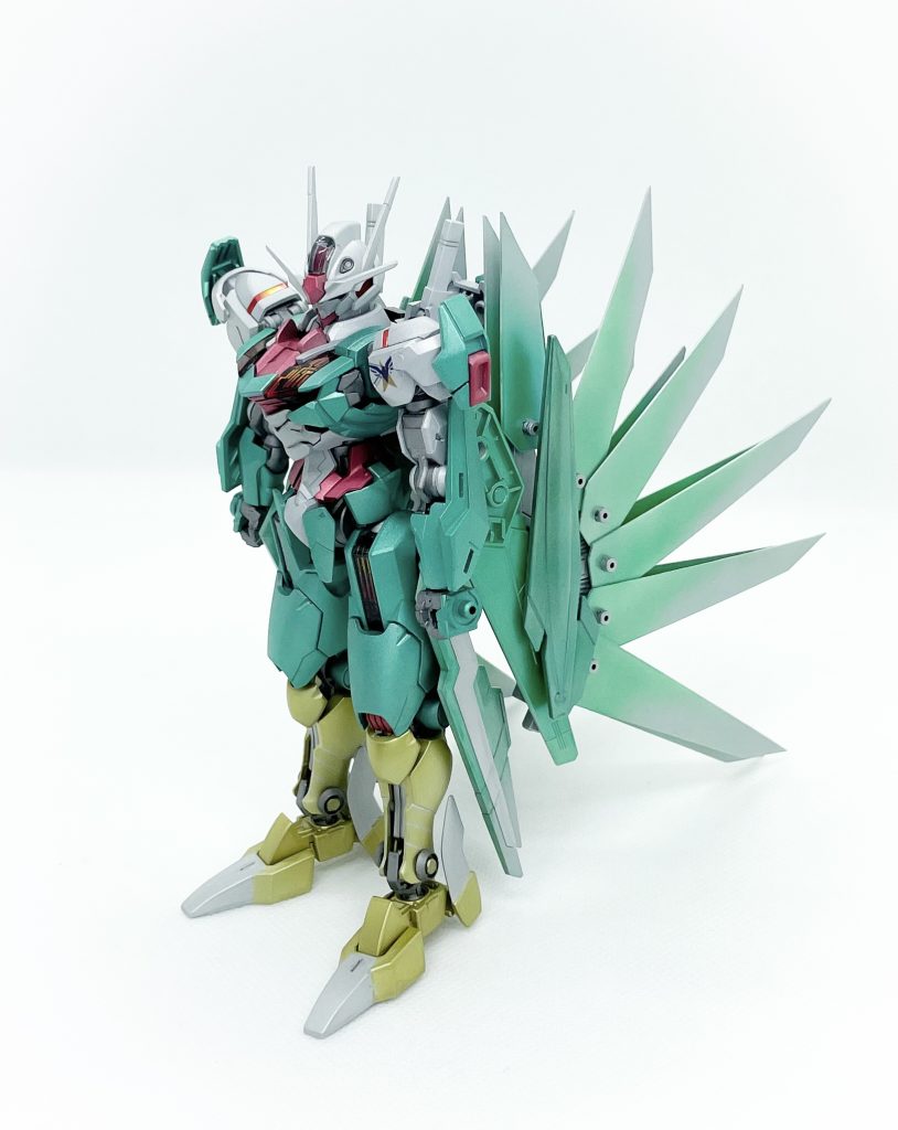 増加させたビットにエネルギーを割く為ライフルはオミットされている。