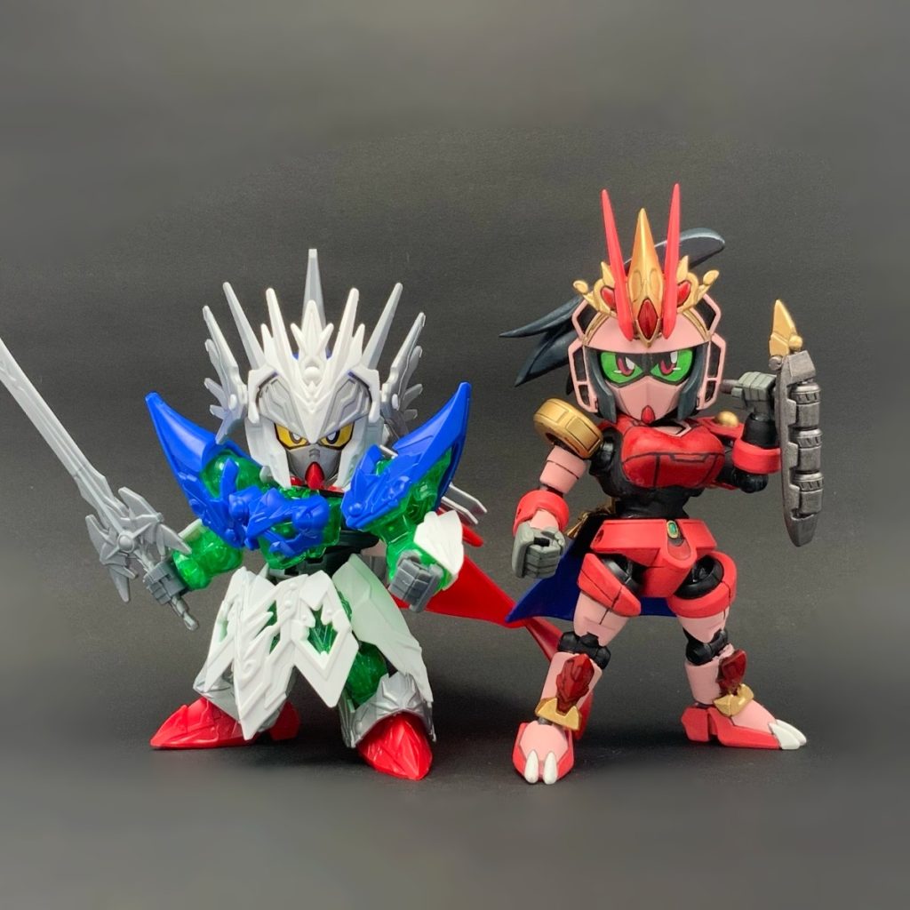 ●みやま劇場左「やあ！勇者ナイトストライクガンダムだよ！」右「私は武闘家ストライクルージュ！」ナイトの世界を救う勇者様御一行ってワケ！※以下『勇』と『武』で表記