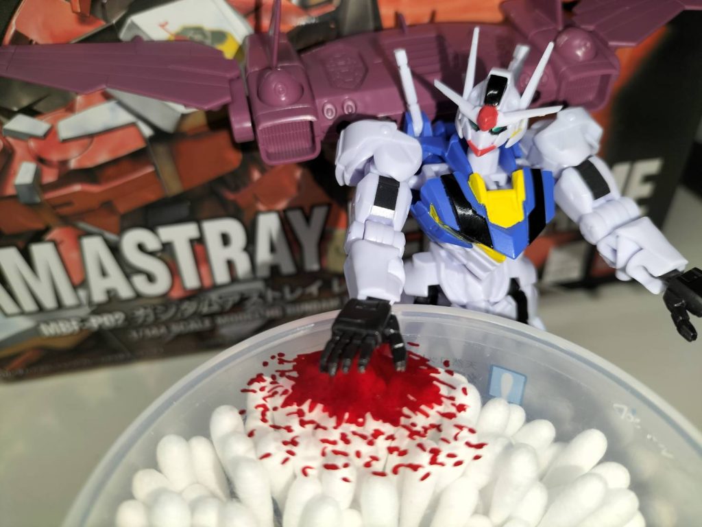 悪い子は水星に代わってハエたたき!!!!!!見よ!このロイヤルレッドの輝き!流石、ガンダムマーカー!!!
