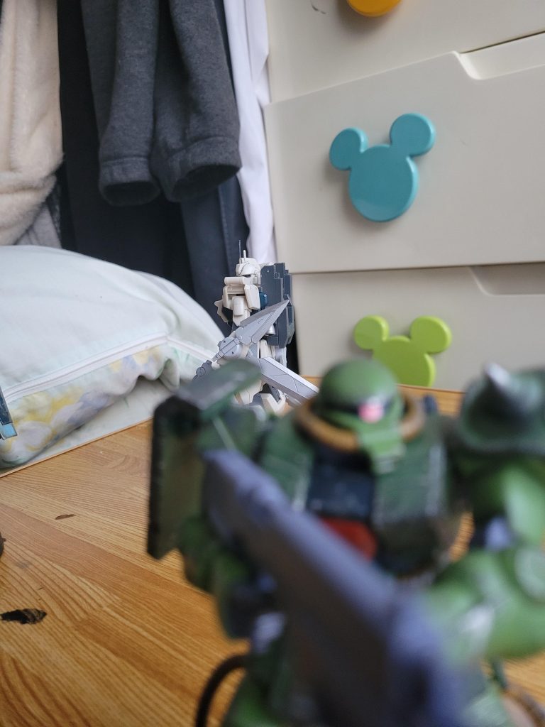 ヤツはどこだ!!