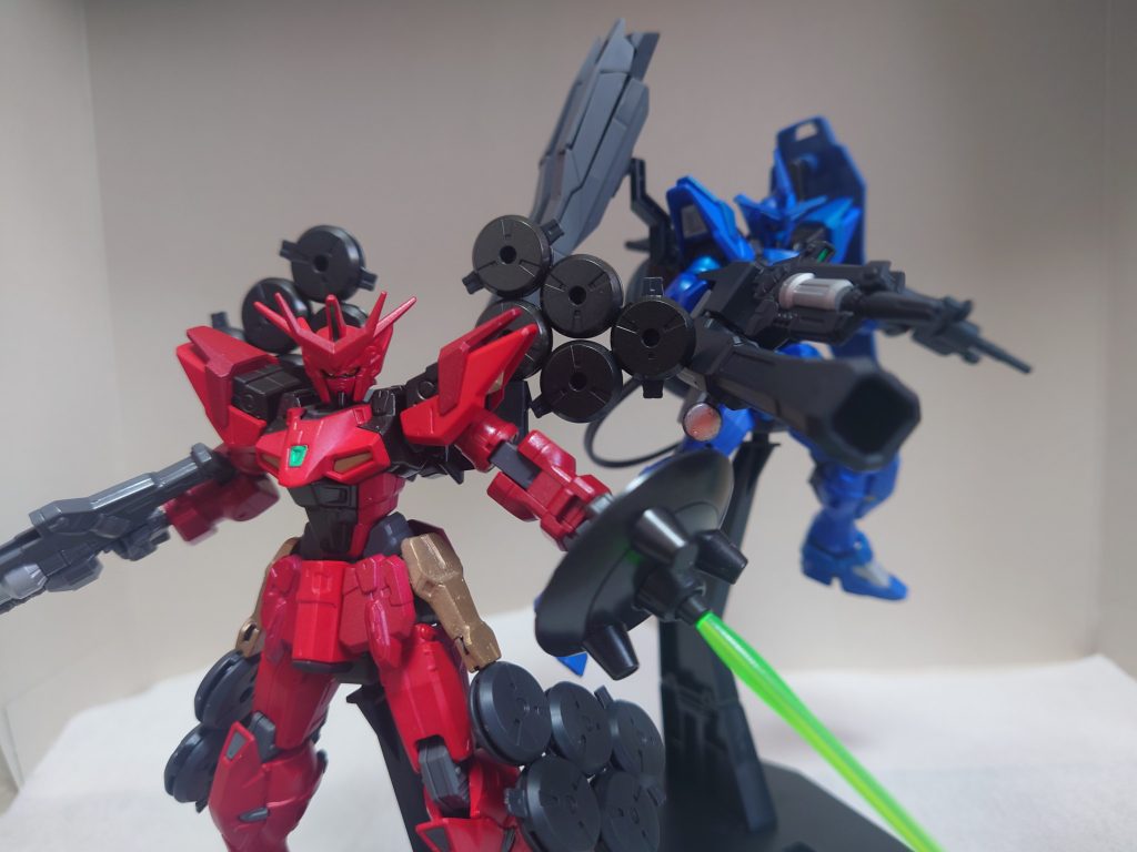 制作中はやっぱりただのG-UNITとしか思えなかったですが武装と色で大分メリクリウスとヴァイエイトぽくはなったのでやはり色は大事だと思う制作になりました。そしてやはり兄弟機は並ぶと良いです(*´∀｀*)最後まで観て頂きありがとうございましたm(_ _)m