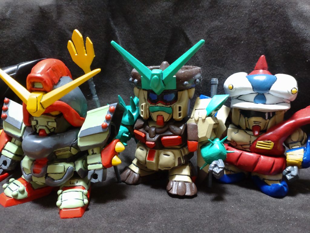 あまり機体に繋がりはありませんが、基本的にサイズを合わせてるので、今まで製作したのと並べられます～。