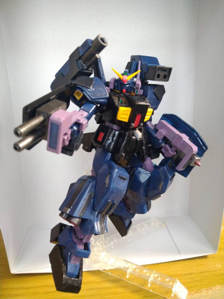 2連ビームキャノン! 肩部高出力ビームキャノン! ロケットランチャー&パイルバンカー! 2連ミサイルランチャー!