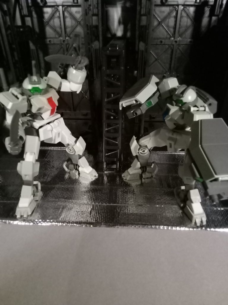 二体同時にポーズを取るとこんな感じ