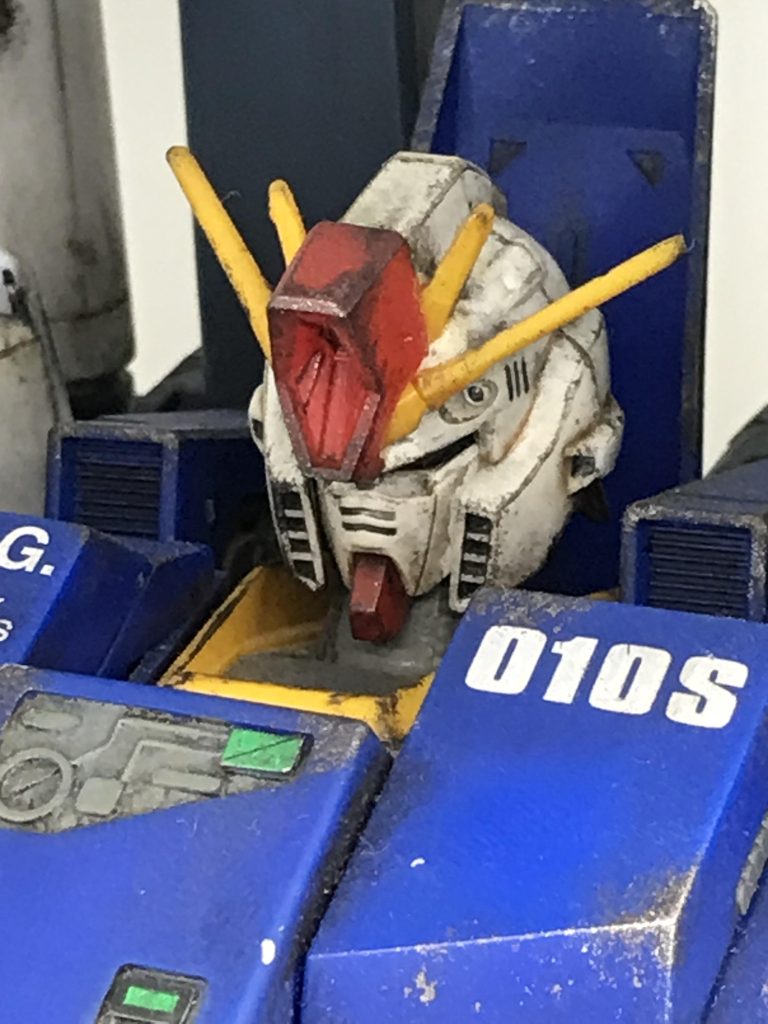 キットの出来だって古いキットの割にはVer.ka並にカッコ良いと思うんだけど…頭部の出来なんかVer.kaよりいかにもダブルゼータって感じで最高じゃないですかね