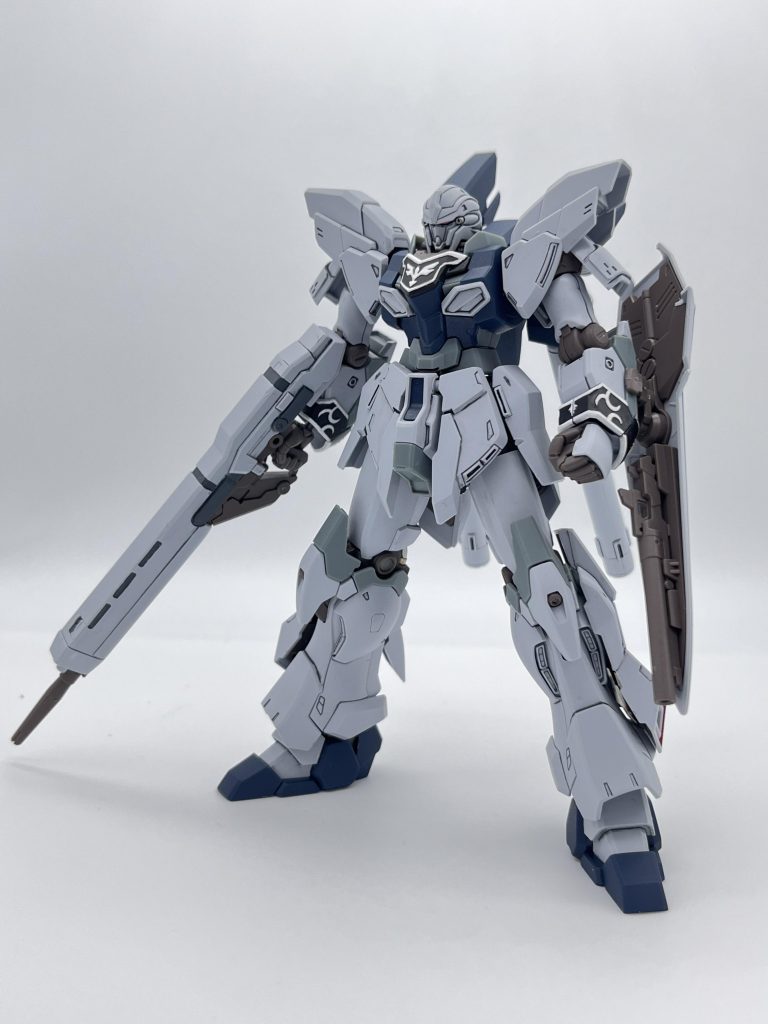 正面。エングレービング塗装にもチャレンジしてます。